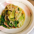 ぱんだ170071's cooksnap of when they made 丸ごとレタスとかにかまのオイスター炒め♪.