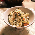 麻婆母神's cooksnap of when they made 鮭（中辛）と大根の葉の炊き込みご飯.