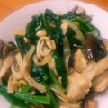 横綱てらお's cooksnap of when they made キノコとほうれん草のガリバタ炒め.