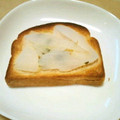 やっぺ841's cooksnap of when they made 簡単朝食昼食　新玉ねぎたっぷりトースト.