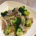 あじゅび's cooksnap of when they made 豚バラ肉・玉ねぎ・ブロッコリーの炒め物.