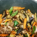 ibukeny's cooksnap of when they made なすと牛肉♪焼肉のたれで中華炒め☆.