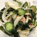 azbjbn's cooksnap of when they made きゅうりとわかめと新玉の和え物.