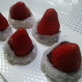 うさこのみみ's cooksnap of when they made ２種類の成形で♪レンジで簡単♡いちご大福.