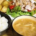 なゆほ's cooksnap of when they made 玉葱と油揚げのお味噌汁.