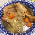 椿むすめ's cooksnap of when they made 鶏骨付きもも肉＆玉ねぎのコンソメ煮.