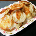 kucina's cooksnap of when they made 餃子の皮で簡単メチャ旨☆エビポテ挟み焼き.