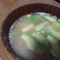 クックOYTSP1☆'s cooksnap of when they made 柔らかいアボカドは……☆アボカド味噌汁☆.