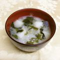 龍青空ママ's cooksnap of when they made 母の味＊おいもと玉ねぎとわかめの味噌汁.