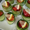 hi☆keママ's cooksnap of when they made 簡単！サーモン&アボカドのきゅうり巻き.