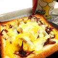 赤ぎん's cooksnap of when they made 新しい食べ方発見♡いかなごチーズトースト.