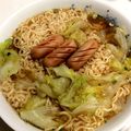 caruga's cooksnap of when they made レタスとウインナー入りの醤油ラーメン.