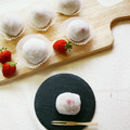 yumiゆみ's cooksnap of when they made 作ると安い！*いちご大福*.