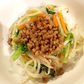 みどりなべ's cooksnap of when they made 節約！簡単でおいしい挽肉丼.