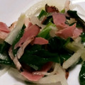 るん♪るん♪'s cooksnap of when they made 簡単すぎ！＊もやしニラハムの塩和え＊.