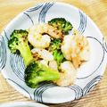 aaaayama's cooksnap of when they made えびとアボカドのサラダ.