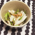 さくらん餅's cooksnap of when they made 三つ葉の茎とちくわの梅ごま和え.