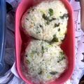チアボンヌ's cooksnap of when they made お花見弁当に！ わかめと豆苗のおむすび.