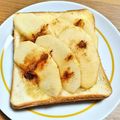 ＊なぁ＊'s cooksnap of when they made 簡単♡癒しの林檎と蜂蜜モーニングトースト.