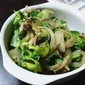 まむまむ7's cooksnap of when they made サラダ菜としめじのバター醤油炒め.