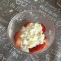 ☆こまっと☆'s cooksnap of when they made 生クリームと好きな果物だけ簡単デザート♡.