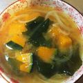 kisberry's cooksnap of when they made かぼちゃとわかめのお味噌汁.