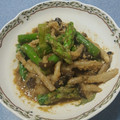 yoko0047's cooksnap of when they made 簡単！アスパラとしめじの胡麻和え.