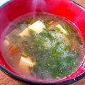 れいちょんぐ's cooksnap of when they made ぎばさ(長藻、あかもく)の味噌汁＠豆腐.