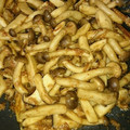 優駿蓮ママ's cooksnap of when they made きのこのおかかごま醤油炒め.