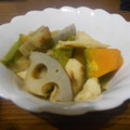 ramieru's cooksnap of when they made かぼちゃと蓮根とチンゲン菜 ちくわの煮物.