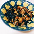 ◉’’•）あかさん's cooksnap of when they made 開きなめこ、乾燥ワカメのバター醤油炒め.