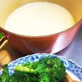 yellowRIN's cooksnap of when they made 簡単ベーコンガーリックチーズフォンデュ風.