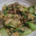 ★smiling★'s cooksnap of when they made 鶏がらで簡単！青梗菜としめじの卵炒め.