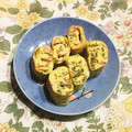 なつき☆ミ's cooksnap of when they made 味付け不要めかぶと蟹カマのとろとろ卵焼き.