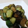☆kinoko☆'s cooksnap of when they made ナスとキュウリの豆板醤炒め.