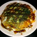 クックXUOUNX☆'s cooksnap of when they made 節約キャベツともやし広島風お好み焼き.