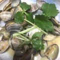 bunatun's cooksnap of when they made 簡単スピードメニュー！あさりの酒蒸し！.