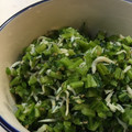ムニェキータ's cooksnap of when they made 蕪の葉としらすのゴマ油炒め☆つくおきも○.