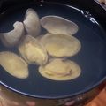 umaichan's cooksnap of when they made 一手間で美味しい！あさりのお吸い物♡.