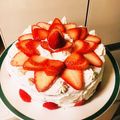 MITAKE♡'s cooksnap of when they made 市販のスポンジでデコレーションケーキ♡.