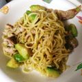 しみさい's cooksnap of when they made ランチに☆アボカドと豚肉の焼きそば♫.