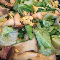 Suemi12's cooksnap of when they made レタスと玉子とエリンギの炒めもの.