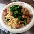 わかめ＊'s cooksnap of when they made 菜の花とウインナーの和風パスタ.