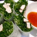 はしご高's cooksnap of when they made 巻きやすい！水菜とサラダチキンの生春巻き.