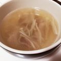 ユミサク's cooksnap of when they made 新玉葱とベーコンのシンプルスープ.