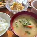 はらぺこしろうさぎ's cooksnap of when they made ごま油香る、白菜の外葉の味噌汁.