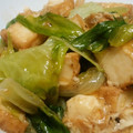 ёdey2upё's cooksnap of when they made レタスと厚揚げのオイスターソース炒め.