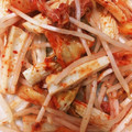 ＊にょにょん＊'s cooksnap of when they made 火を使わない♪もやしとちくわのキムチあえ.