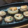 トサッコMYK's cooksnap of when they made スペイン風☆マッシュルームの鉄板焼き.