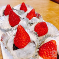 hapyriva's cooksnap of when they made ヨモギで草だんごイチゴ大福.